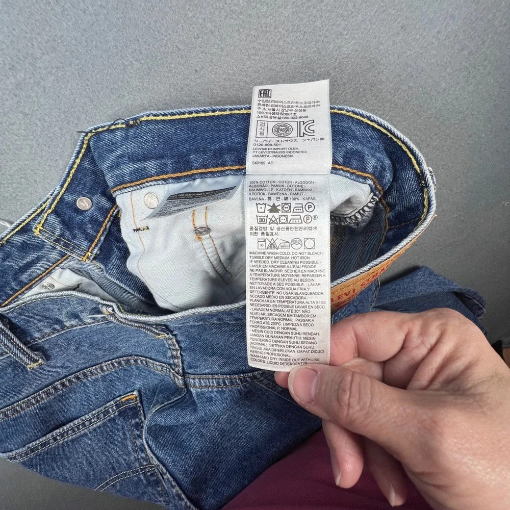 Levi's Blue 550 Relaxed Fit Jeans Mens 38x30 Medium Wash Denim 00550-4891